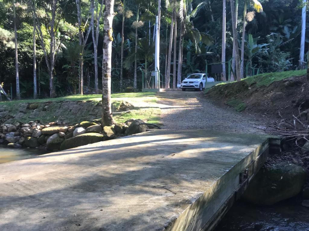 Chale Em Meio A Natureza!
